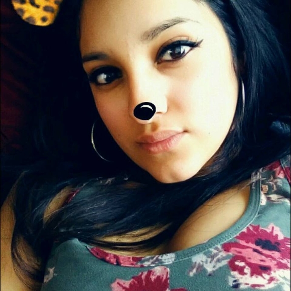 Profile Photo of Diana Rangel (@diana023972) on Poshmark