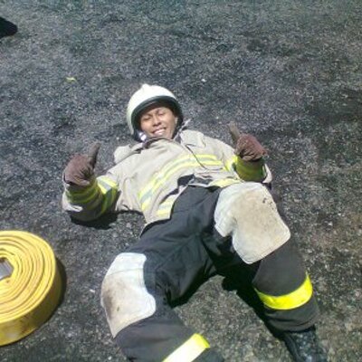 Profile Picture of Dave Colindres (@dave_colindres) on Twitter