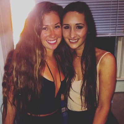 Profile Picture of Madeline Thomas (@madelineethomas) on Twitter