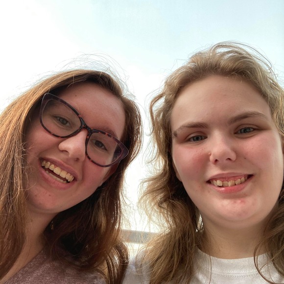 Profile Picture of Makayla Turi (@makaylaturi) on Poshmark