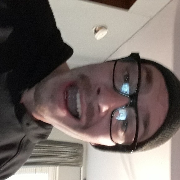 Andrew Schaefer - Poshmark Profile Picture of Andrew Schaefer (@andrew_schaefer) on Poshmark