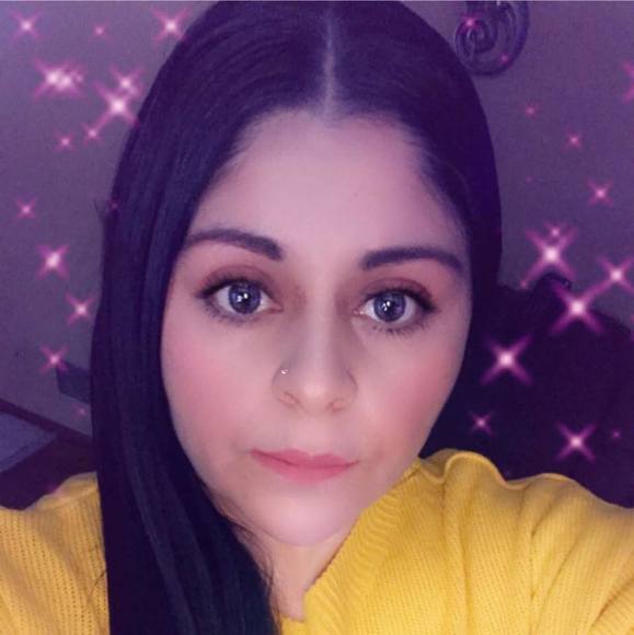 Profile Picture of Elva Gutierrez (@elvagutierre410) on Poshmark
