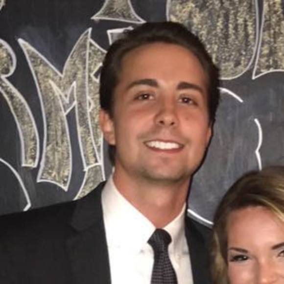 Profile Picture of Will Moore (@wmoore8525) on Poshmark