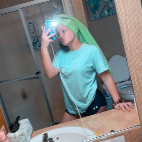 Profile Picture of Haley Haney (@haleyhaney555) on Poshmark