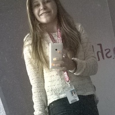 Profile Picture of Victoria Paige Yoder (@YODER_TORI) on Twitter