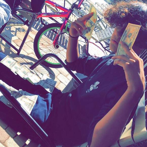 Profile Picture of Joey Corona (@ilovegucci420) on Poshmark