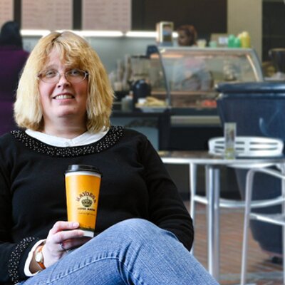 Profile Picture of Kathy Hook (@hookette) on Twitter