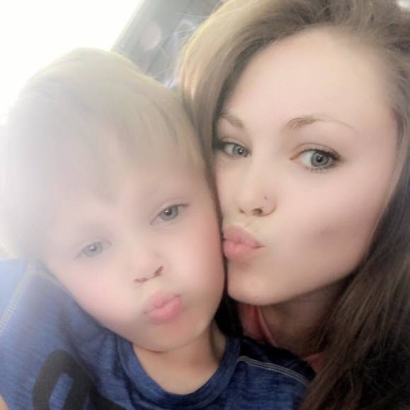 Profile Picture of Angelica Pheils (@angiemiller36) on Poshmark