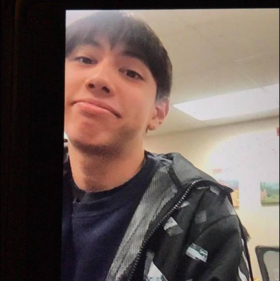 Profile Picture of Toby Barker (@oby05359) on Poshmark