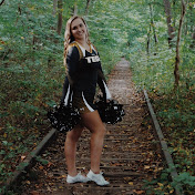 Profile Picture of Allison Clay (@alliemelka2193) on Youtube