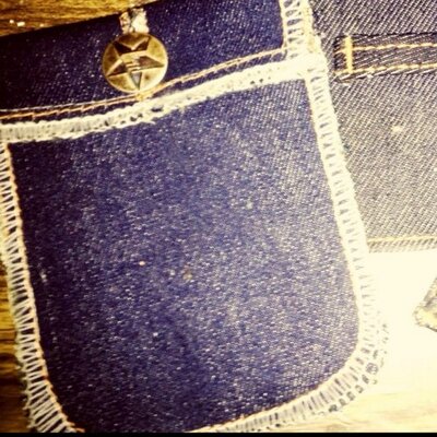 Profile Picture of D' Case INA (@DenimCaseINA) on Twitter