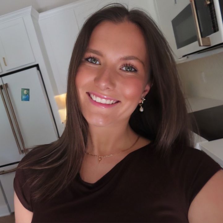 Profile Picture of Ellen (@ellencrumbaugh) on Tiktok