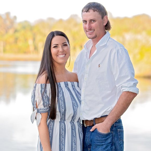 Profile Picture of Alyssa Hodgson (@alyssahodgson) on Poshmark