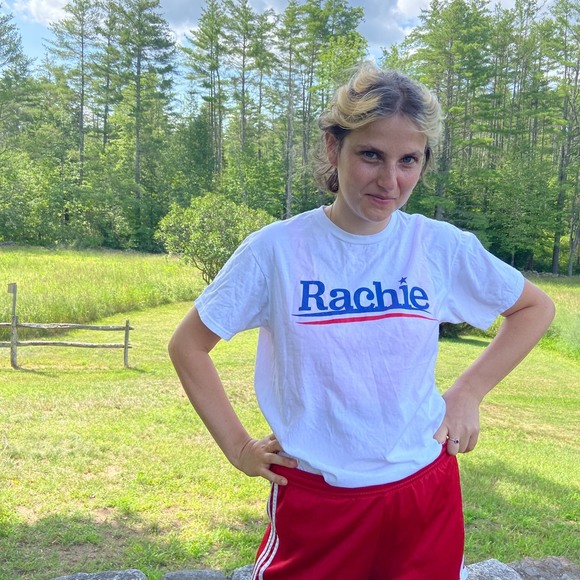 Profile Picture of Rachie Weisberg (@rachieweisberg) on Poshmark