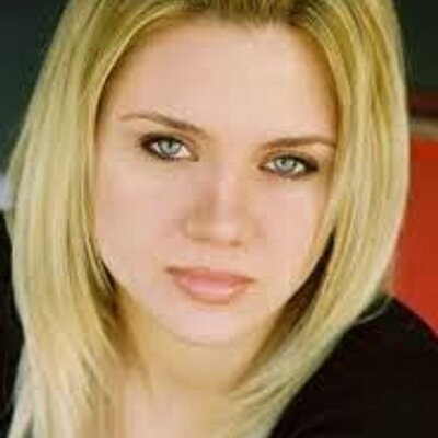 Profile Picture of Jessica Nicole Fife (@NickyFife) on Twitter