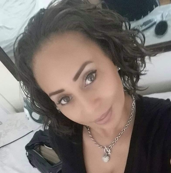 Profile Picture of Lisa Richardson (@lrhayes501) on Poshmark