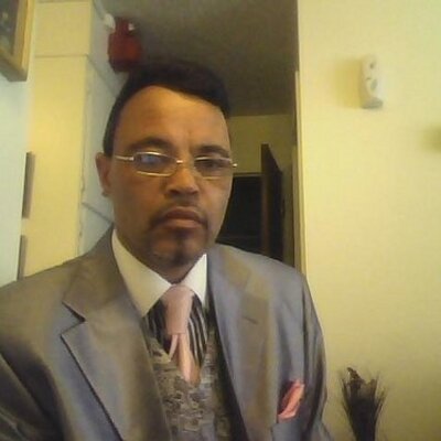 Profile Picture of Kevin Broadnax NAX (@azbrother13) on Twitter