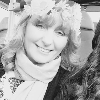 Profile Picture of Karen Middleton (@chloeadam) on Twitter