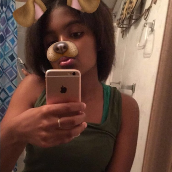Profile Picture of Jada Daye (@jadanicolee_) on Poshmark