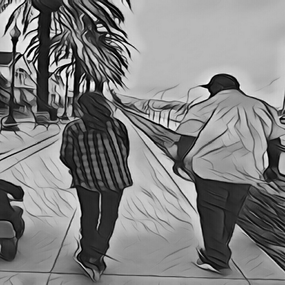 Profile Picture of James Garrett (@decarless) on Poshmark