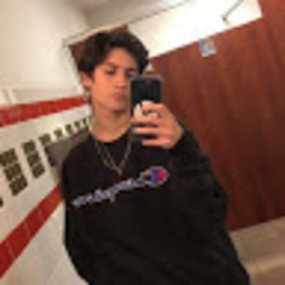 Profile Picture of Narissa Shivcharran (@narissas) on Poshmark
