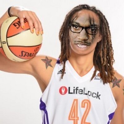 Profile Picture of Robert Griner III (@RGrinerThe3rd) on Twitter