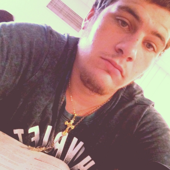 Profile Picture of James Dowd (@james417) on Poshmark