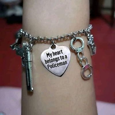 Profile Picture of Crystal Snow (@Crystal_cain1) on Twitter