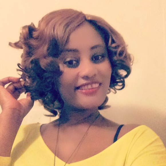 Profile Picture of Mariama Ledlum (@mariama08) on Poshmark