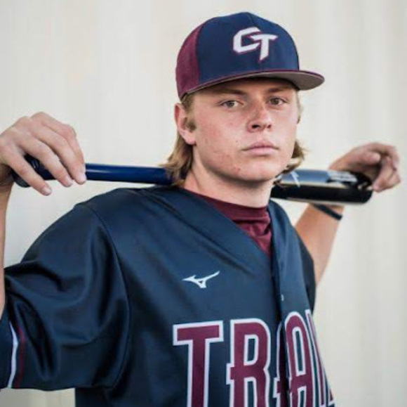 Connor Hommes - Poshmark Profile Picture of Connor Hommes (@hommesconnor) on Poshmark