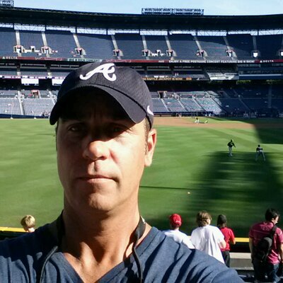 Profile Picture of James Botsch (@jbotsch55) on Twitter
