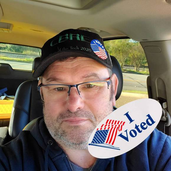 Profile Picture of Michael Morehead (@mikeymorehead) on Poshmark