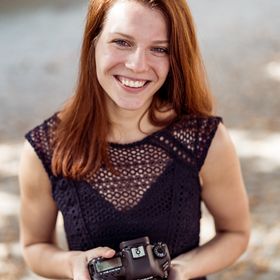 Profile Picture of Stefanie Anderson - Wedding Inspiration and Photography Anderson (@stefanieandersonweddings) on Pinterest