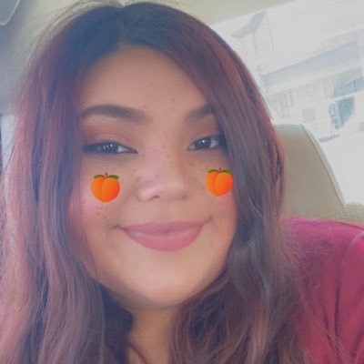 Profile Picture of 𝕖𝕝𝕧𝕚𝕦𝕙 (@elviaaranda101) on Twitter