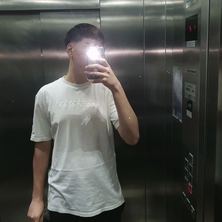 Profile Picture of PICCINI (@yuri.p7) on Tiktok