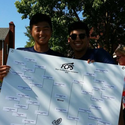 Profile Picture of Edward Yoon (@yoonkpop) on Twitter