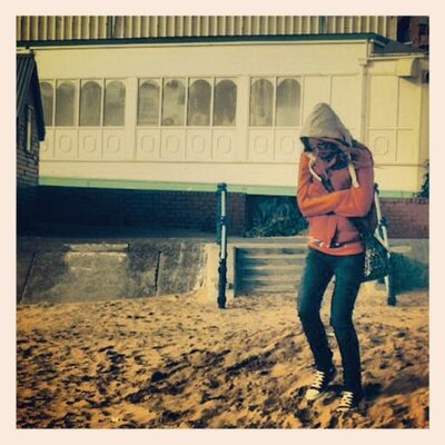 Profile Picture of Claire McCrae (@Claire__McCrae) on Twitter