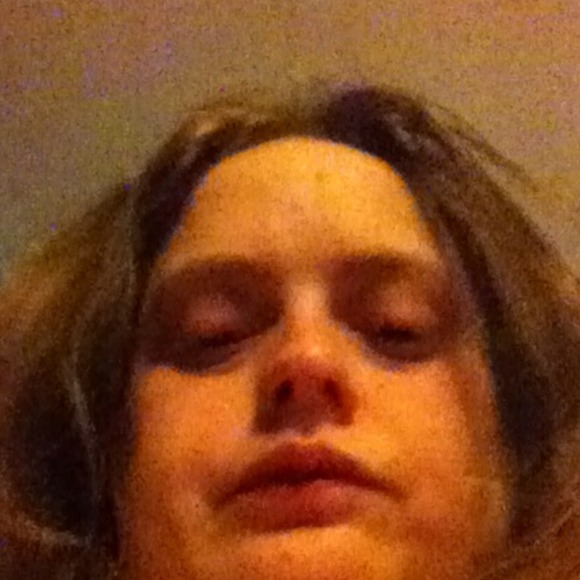 Profile Picture of Angel Taylor (@angel11a2) on Poshmark