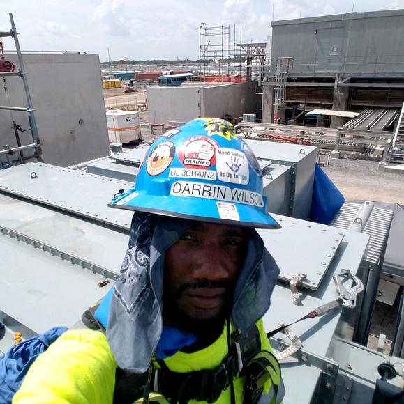 Profile Picture of Darrin Wilson (@darrinwilson51) on Poshmark