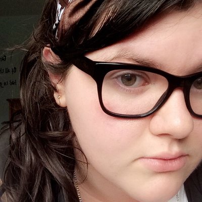 Profile Picture of Charlotte Henderson (@chaz1192) on Twitter