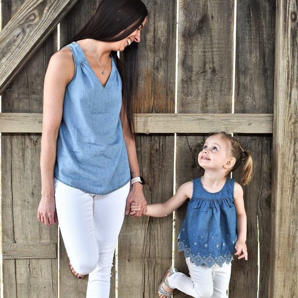 Profile Picture of Brittney Post (@brittneypost962) on Poshmark