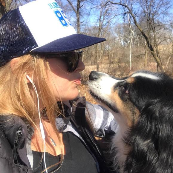 Profile Picture of Lauren Stromquist (@tukilaki) on Poshmark