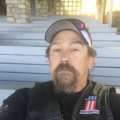 Profile Picture of Larry Fagan (@LarryFagan13) on Twitter