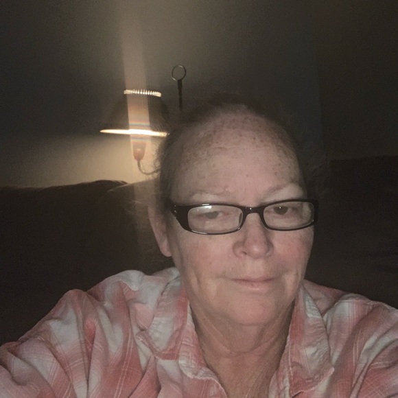 Profile Picture of Tamara Long (@tammy_long2003) on Poshmark