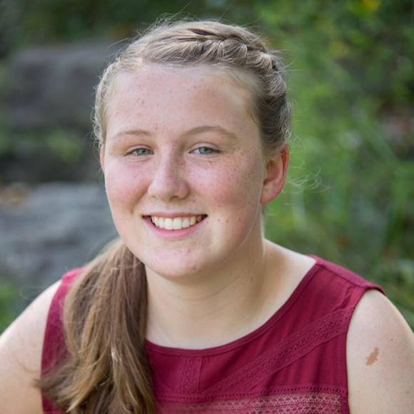 Profile Picture of Jenna Coffey (@jenna_coffey) on Poshmark