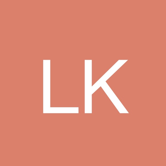 Profile Picture of Linda Kosciow (@lkosciow) on Poshmark