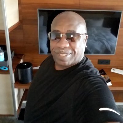 Profile Picture of Reginald Phillips (@rphil48) on Twitter