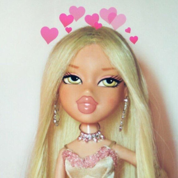 Profile Picture of Paige Phillips (@paigexphillips_) on Poshmark