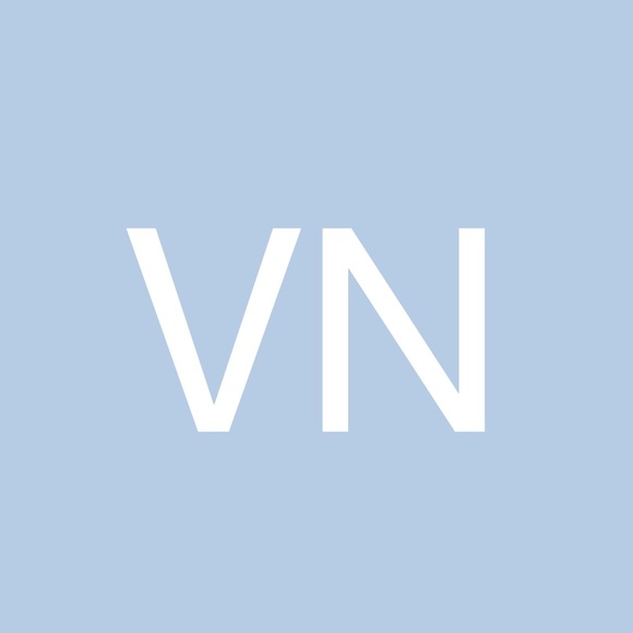 Profile Picture of Vicky Nikac (@vickynikac) on Poshmark