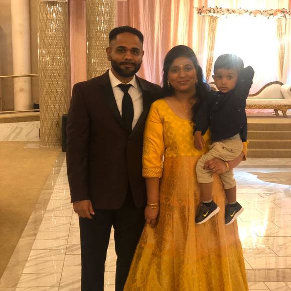 Profile Picture of Aman Malhotra (@aman1983) on Poshmark